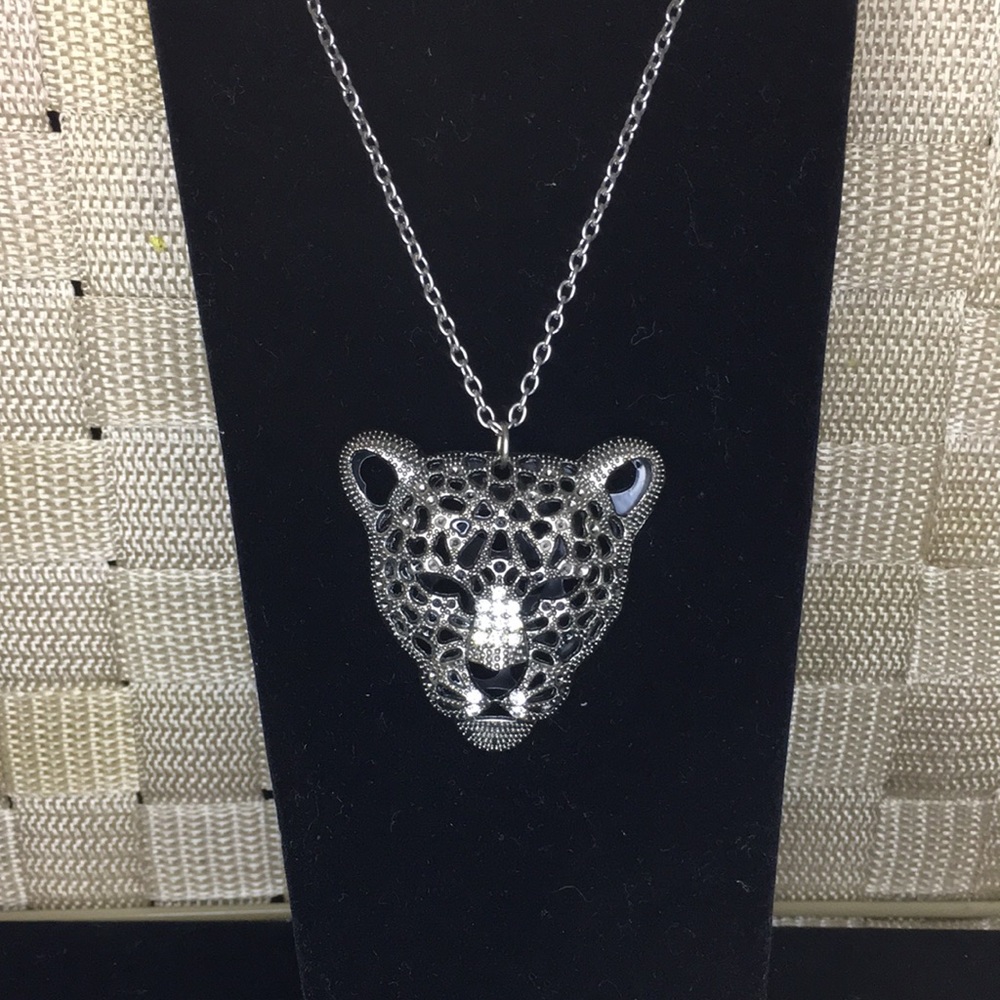 Leopard head necklace